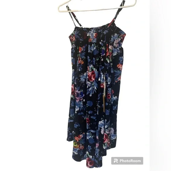 NWT Off/On the Shoulder floral mini dress Medium - Picture 2 of 10